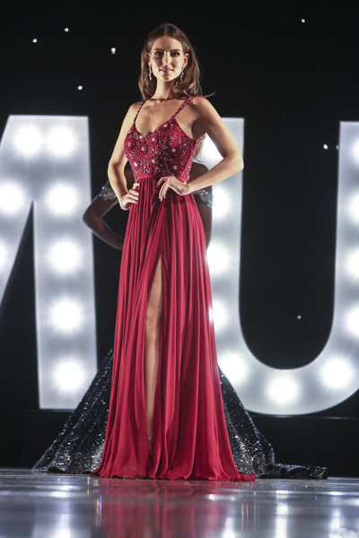 Grace Levy wins Miss Universe GB 2014